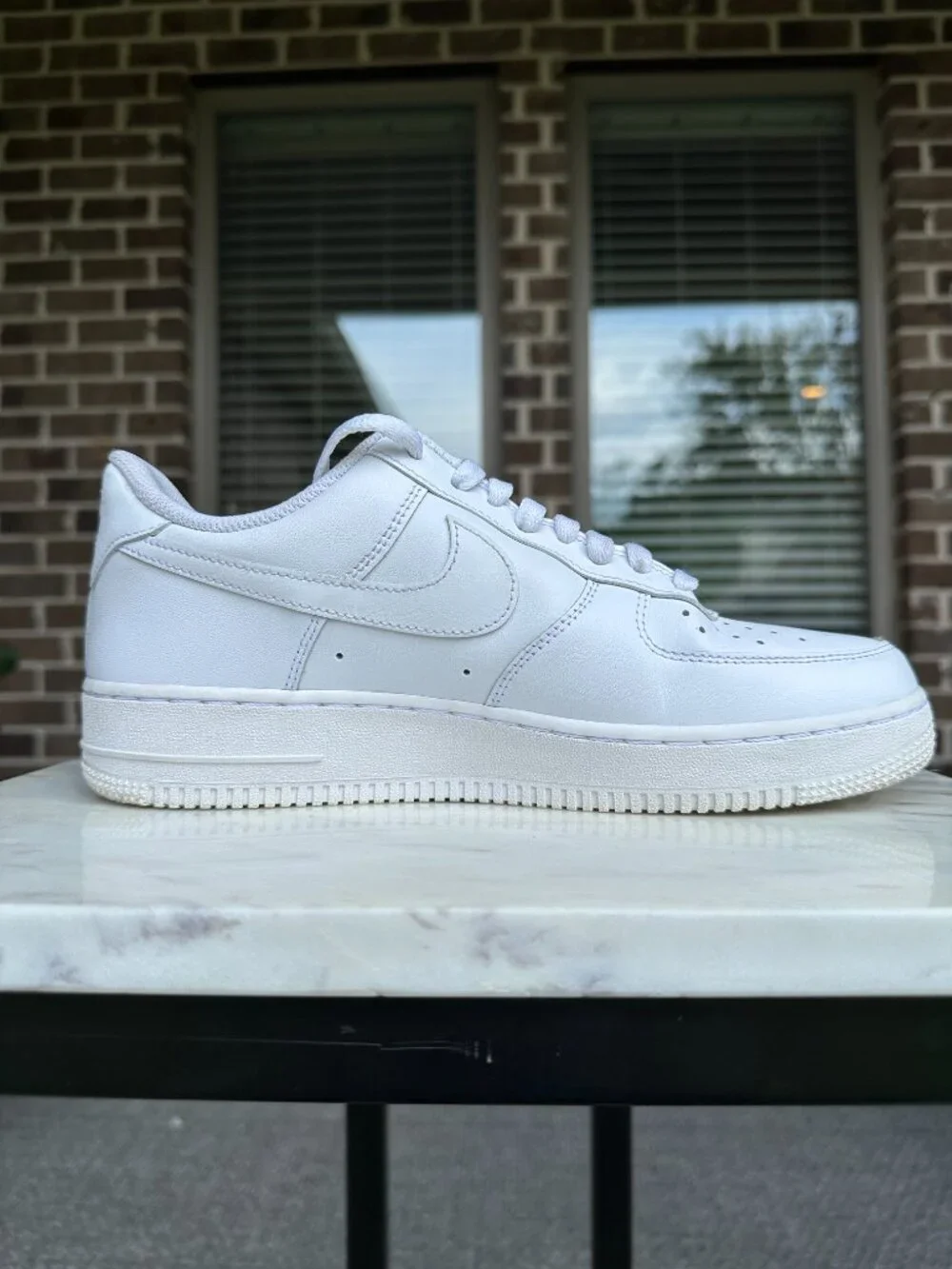 Nike AF1 Air Force 1 '07 LE Low Women's Basketball Shoes White/White Size 10